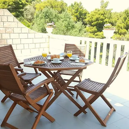 Gorica Apartment *